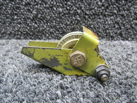 Mooney 560249-015 Mooney M20K Pulley Bracket Emergency Gear Actuator