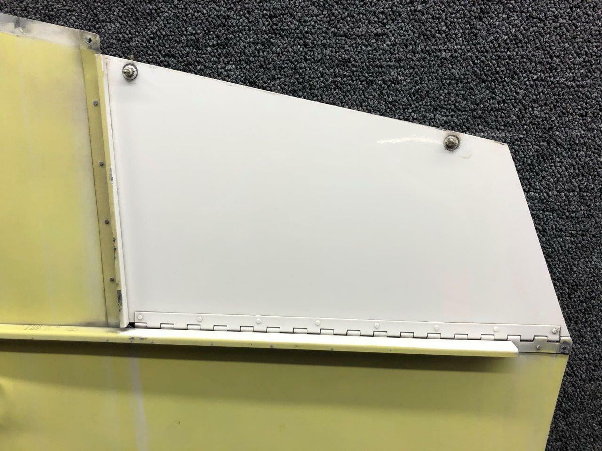 Robinson C377-1CS / C364-7 Robinson R44 Side Cowling Assembly LH W/ Door