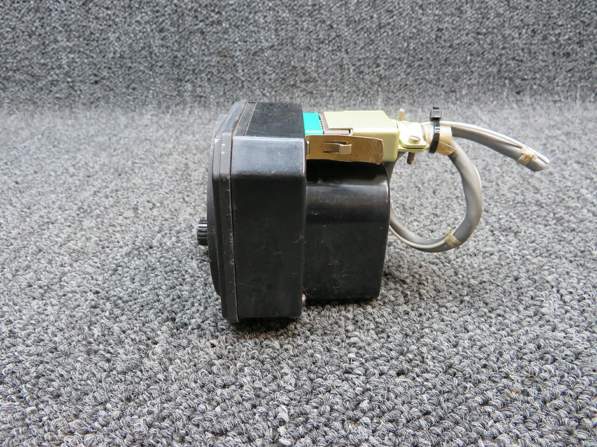 King Radio 066-3063-00 USE 066-03063-0000 King Radio KI-227 ADF Indicator Volts 14
