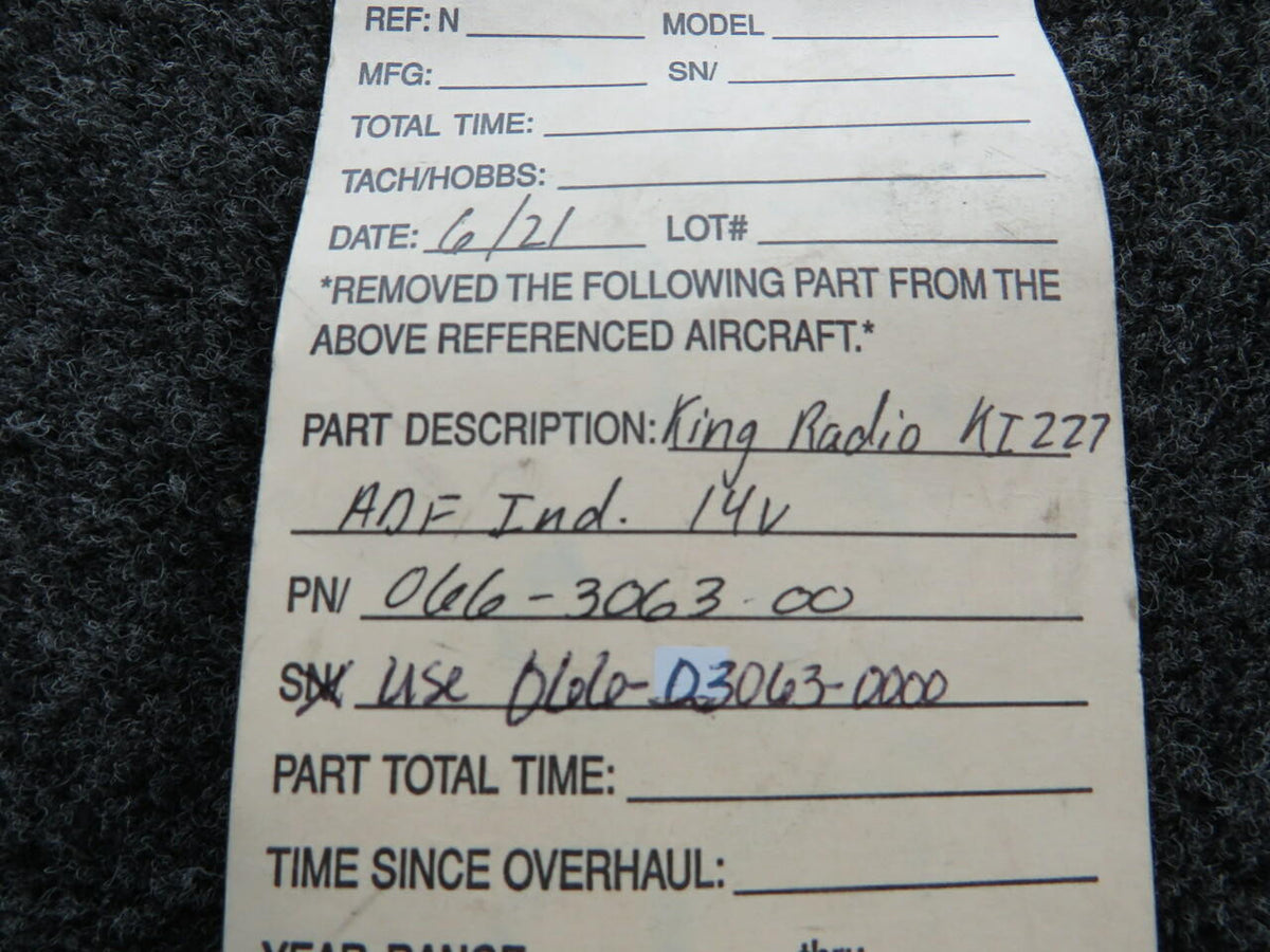 King Radio 066-3063-00 USE 066-03063-0000 King Radio KI-227 ADF Indicator Volts 14