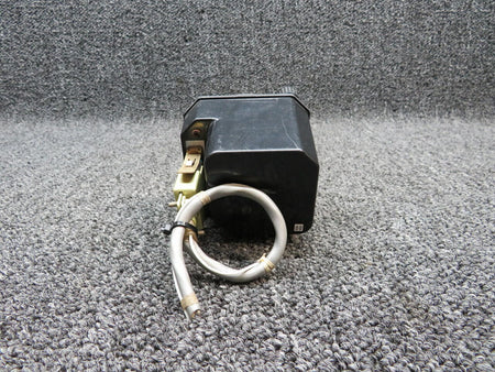 King Radio 066-3063-00 USE 066-03063-0000 King Radio KI-227 ADF Indicator Volts 14