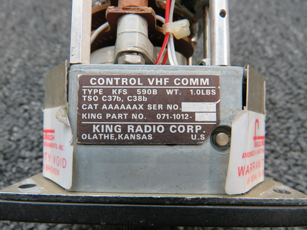King Radio 071-1012-12 King Radio KFS-590B VHF Communication Control