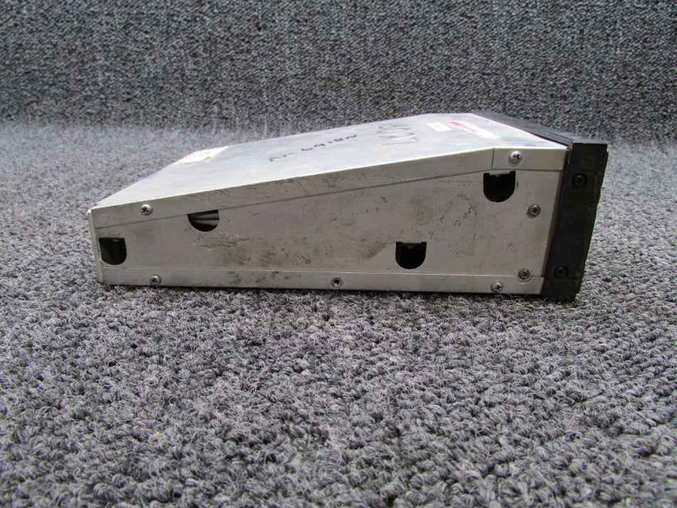 066-1038-00 King Radio KR-86 ADF Receiver Radio with Tray (Volts: 14)