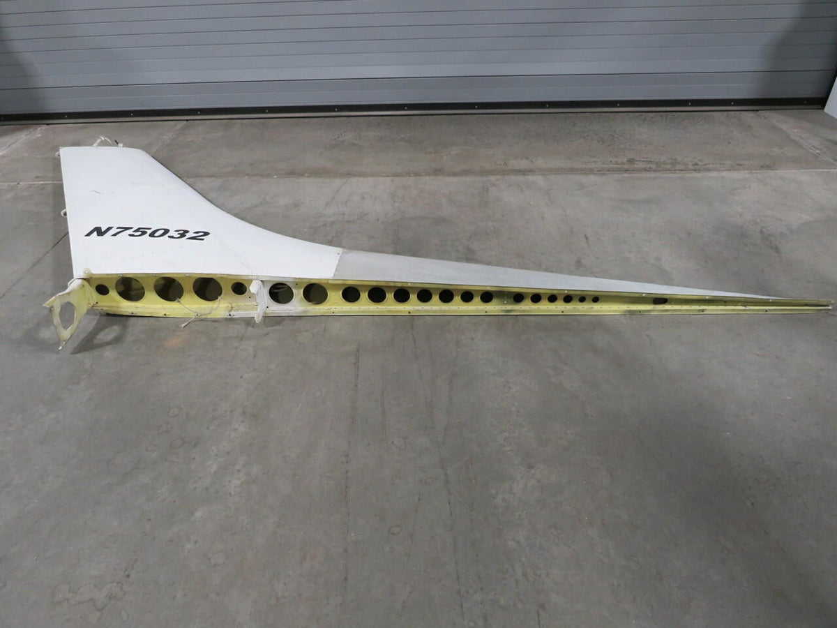 Cessna Aircraft Parts 1231057-1 Cessna 210L Vertical Fin Assembly