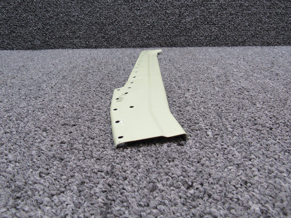 1218002-3 Cessna T206H Retainer Inner LH