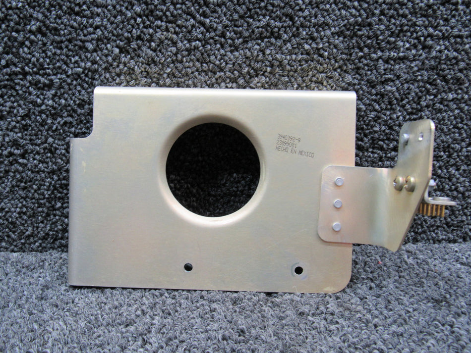 3940392-9 Cessna T206H Hanger LH