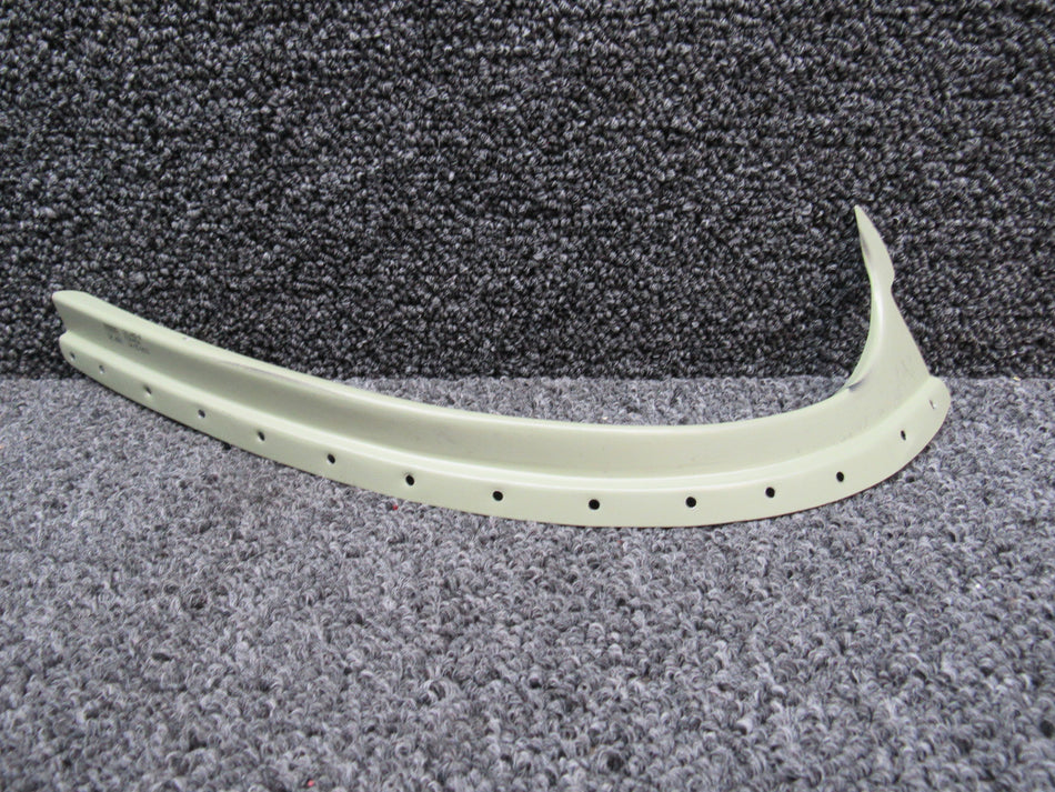1211482-8 Cessna T206H Retainer Rear Window RH