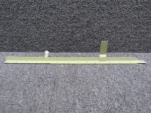 1213413-17 (USE: 1213751-853) Cessna T206H Angle Assembly