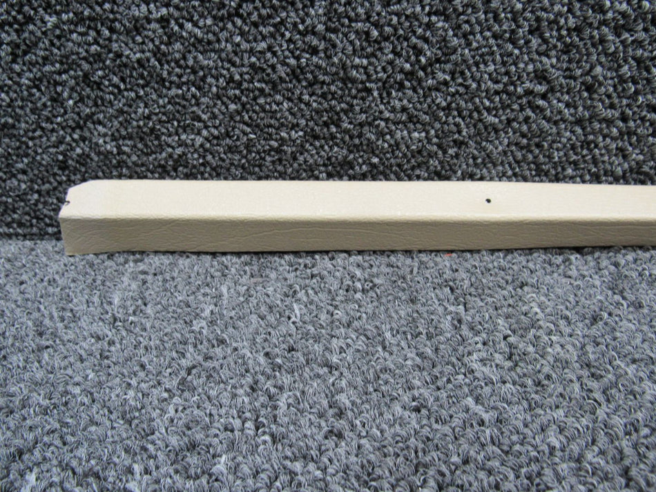 0515024-23 (FSO: 0515024-25) Cessna 172S Edge Trim Assembly LH