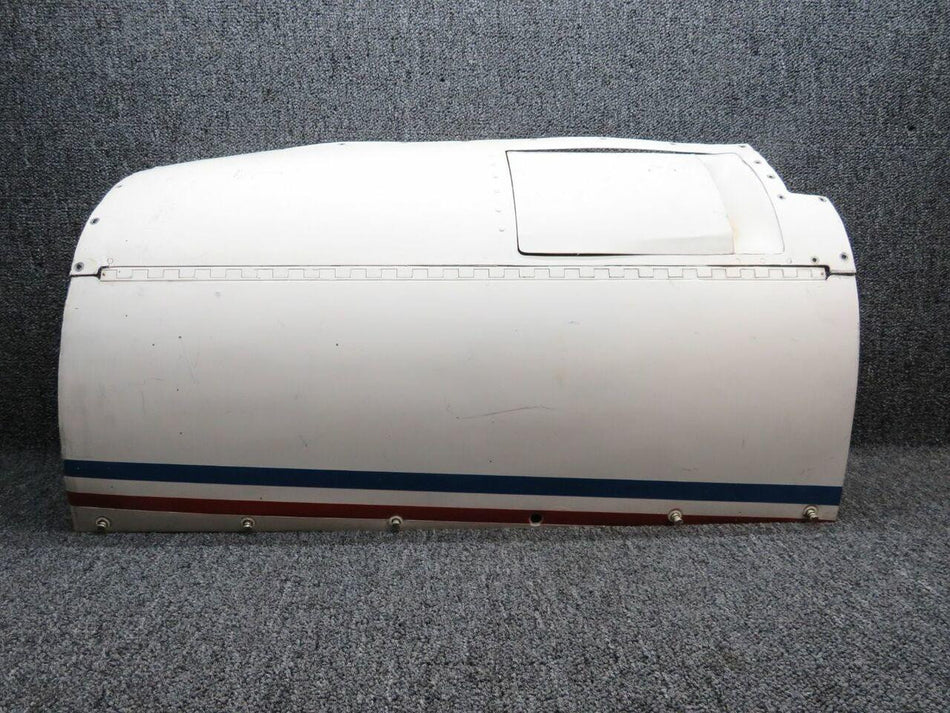 Cessna Aircraft Parts 0851164-201 / 0851170-202 Cessna 310Q Cowl Panel Outboard RH