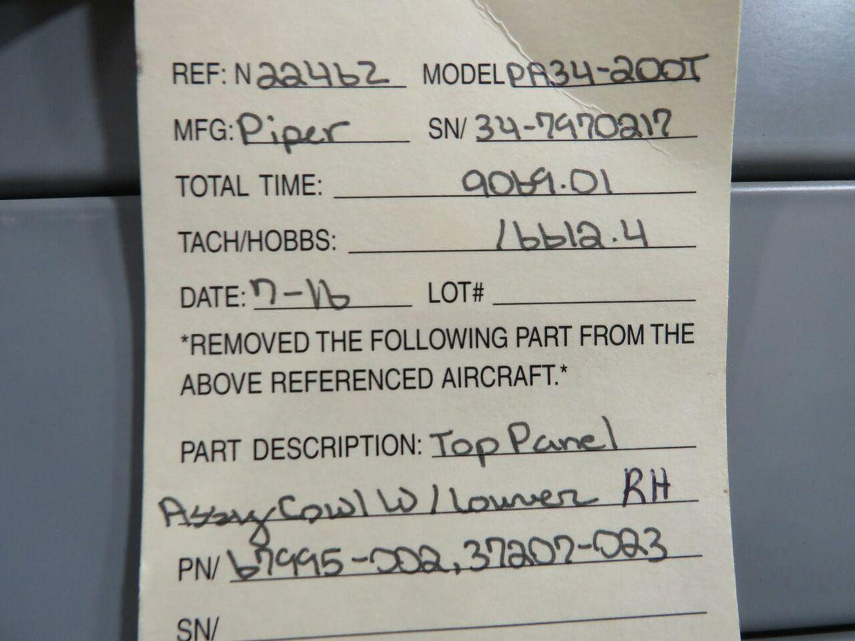 Piper Aircraft Parts 67995-002 / 37207-023 Piper PA34-200T Top Panel Assembly Cowl W/ Louver RH