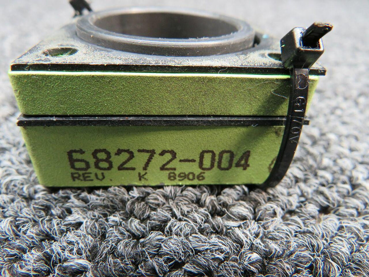 Piper Aircraft Parts 68272-004 Piper PA28 / PA32 Control Wheel Plate W/ Guide