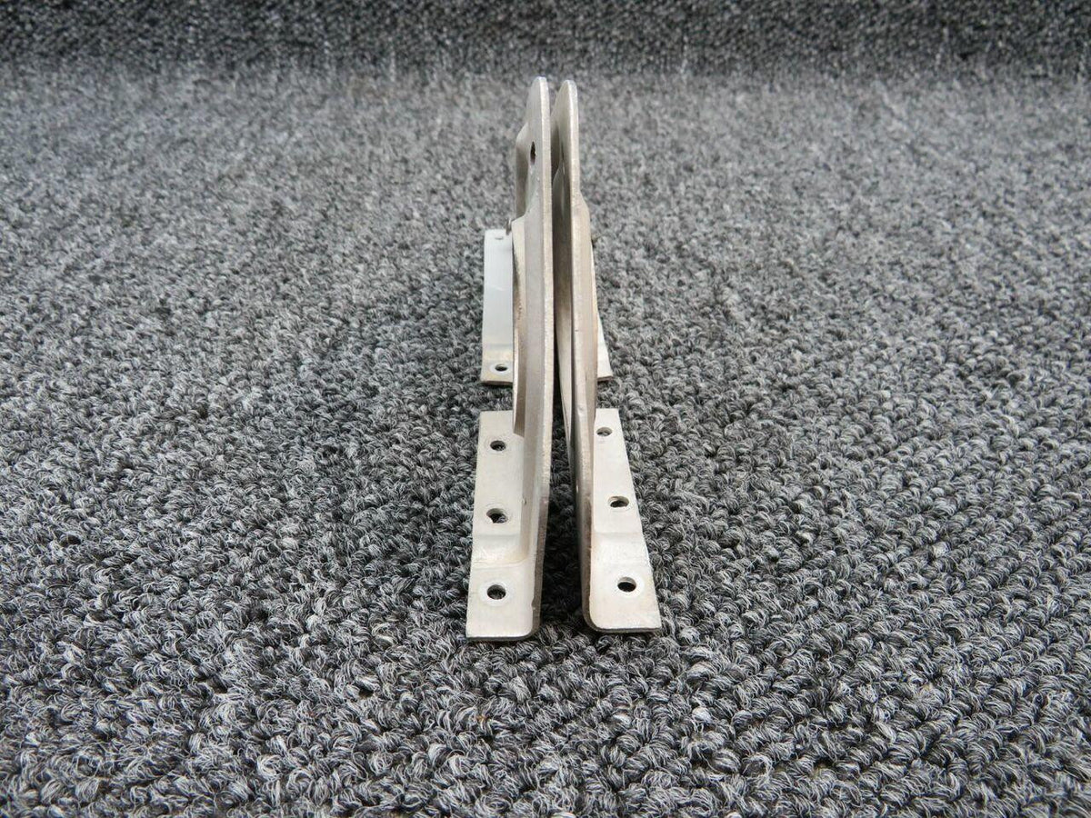 Cessna Aircraft Parts 075300-7 Cessna 180 Bracket Cowl Flap Control