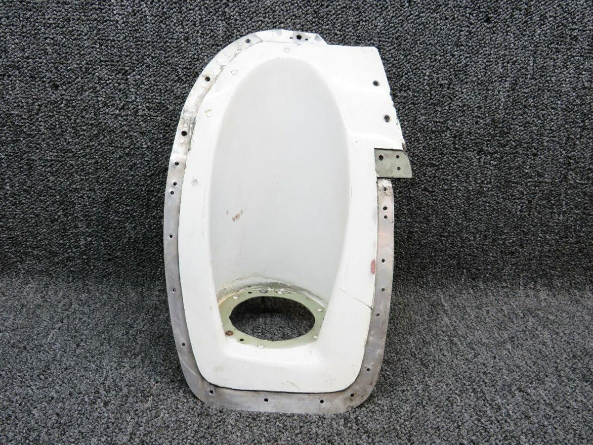 Cessna Aircraft Parts 2452006-22 Cessna 172RG Housing Assembly Landing Light RH