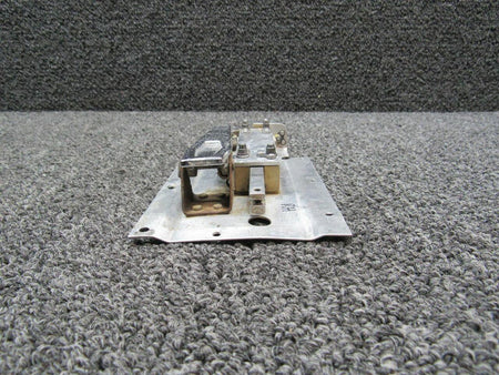 Cessna Aircraft Parts 1717039-4 Cessna 177RG Cabin Door Latch Assembly RH