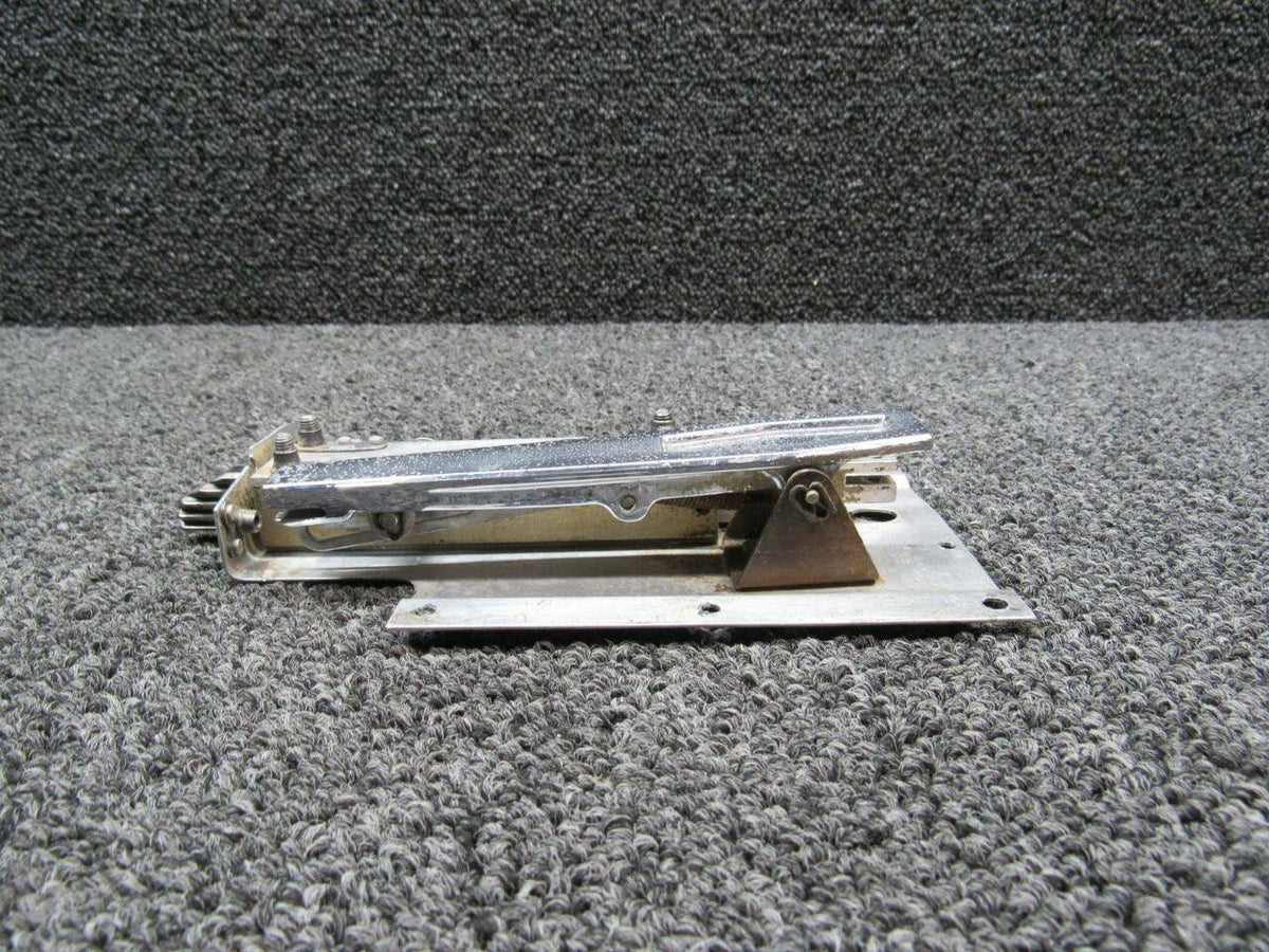 Cessna Aircraft Parts 1717039-4 Cessna 177RG Cabin Door Latch Assembly RH