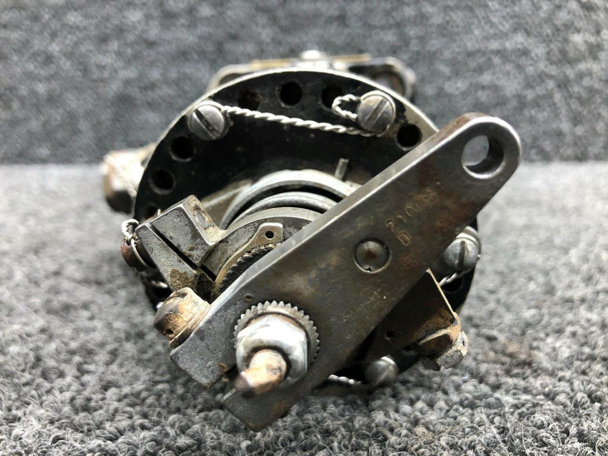 Woodward A210444 / 210444 Continental TSIO-470-B Woodward Propeller Governor