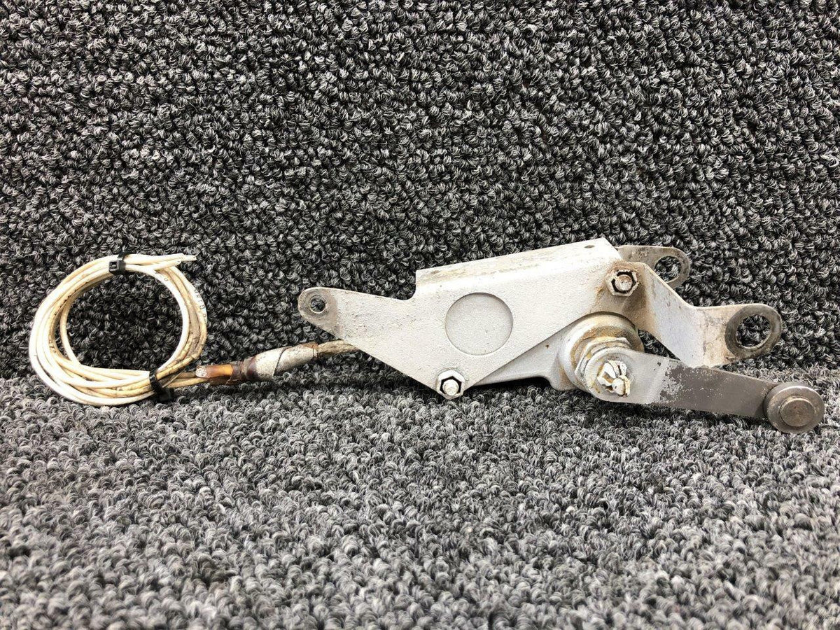 ISE3-3 / 0841000-14 Cessna 320A Main Gear Limit Switch W/ Mounting Bracket BAS Part Sales | Airplane Parts