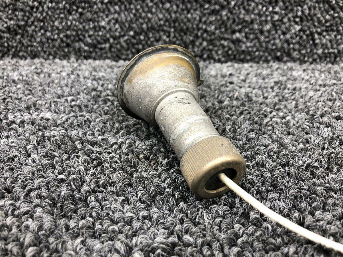 Cessna Aircraft Parts 0823200-2 USE C622001-0502 Cessna 320A Wing Tip Navigation Light LH / RH