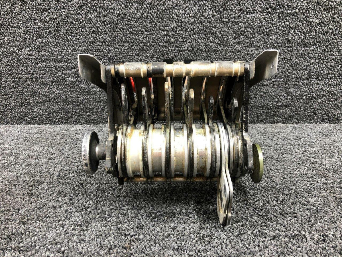 Cessna Aircraft Parts 0861201-4 Cessna 320A Engine Quadrant Control Assembly W/ Levers and Knobs