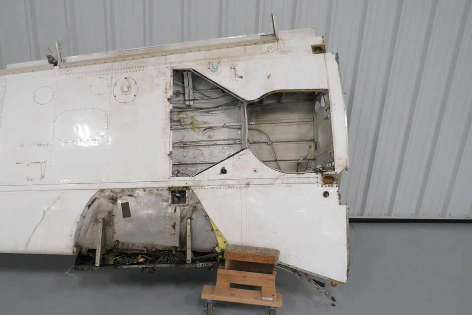 Beech 96-110005-609 Spar P/N 95-110013-1 Beech 95-B55 LH Wing Assembly