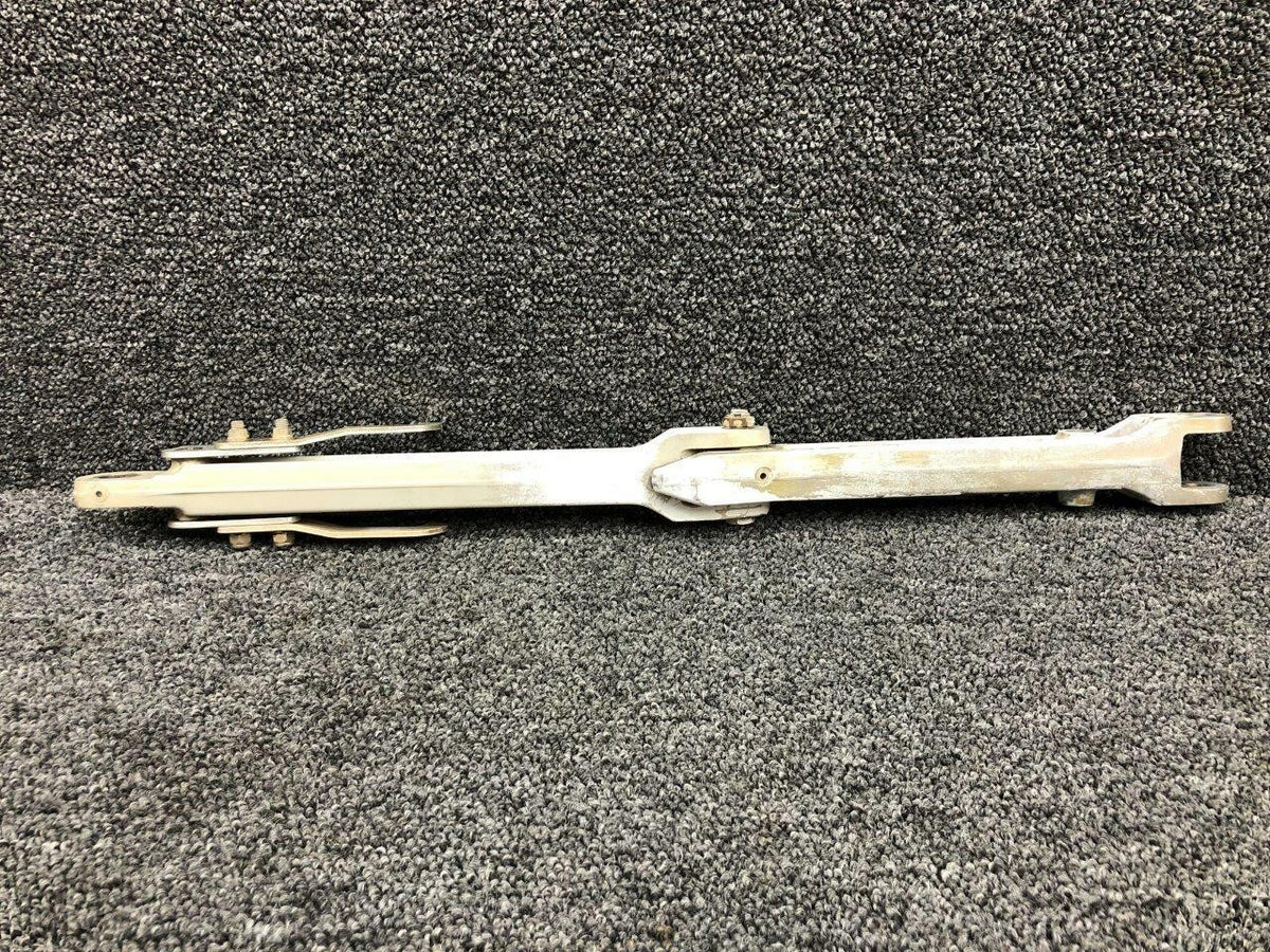 Cessna Aircraft Parts 0841102-4 / 0841103-7 Cessna 320A Main Gear Retract Side Link LH W/ Hooks