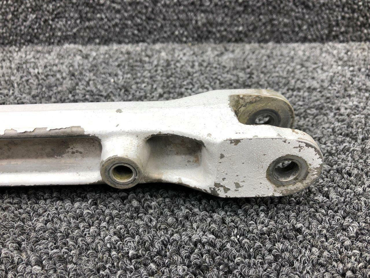 Cessna Aircraft Parts 0841102-4 / 0841103-8 Cessna 320A Main Gear Retract Side Link RH W/ Hooks