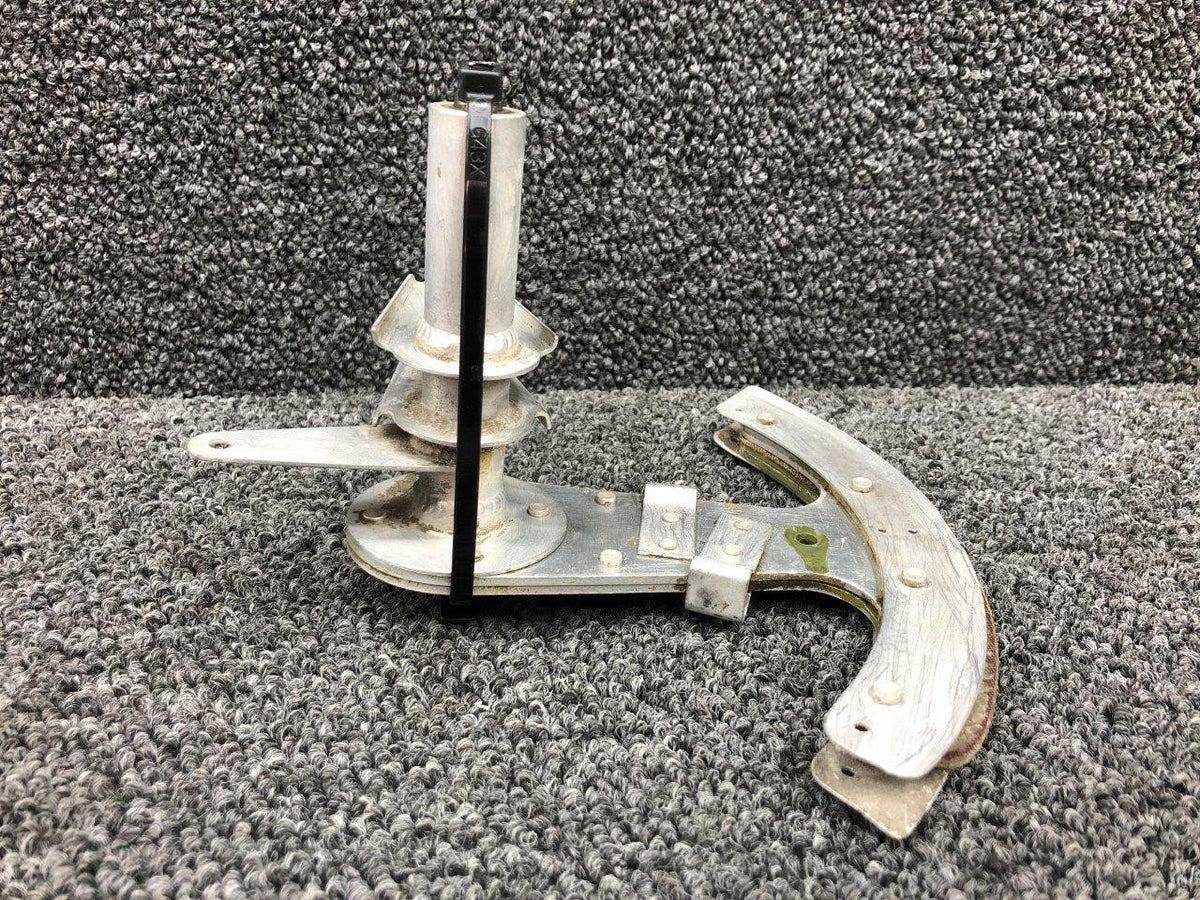 Cessna Aircraft Parts 0862100-89 Cessna 320A Aileron Control Bellcrank Assembly LH