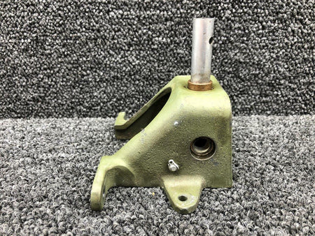 Cessna Aircraft Parts 0841107-2 / 0843400-49 Cessna 320A Manual Gear Extension Bracket W/ Gears