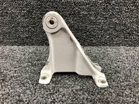 Cessna Aircraft Parts 0822605-4 Cessna 320A Inboard Aileron Hinge Assembly