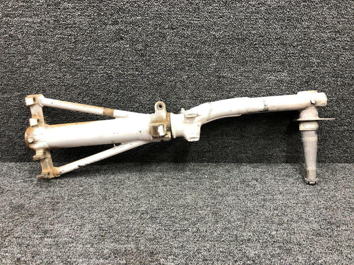 Cessna Aircraft Parts 0841000-110 Cessna 320A Main Gear Strut Assembly RH