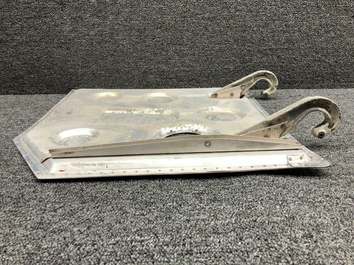 Cessna Aircraft Parts 0826000-40 Cessna 320A Main Gear Door Inboard RH