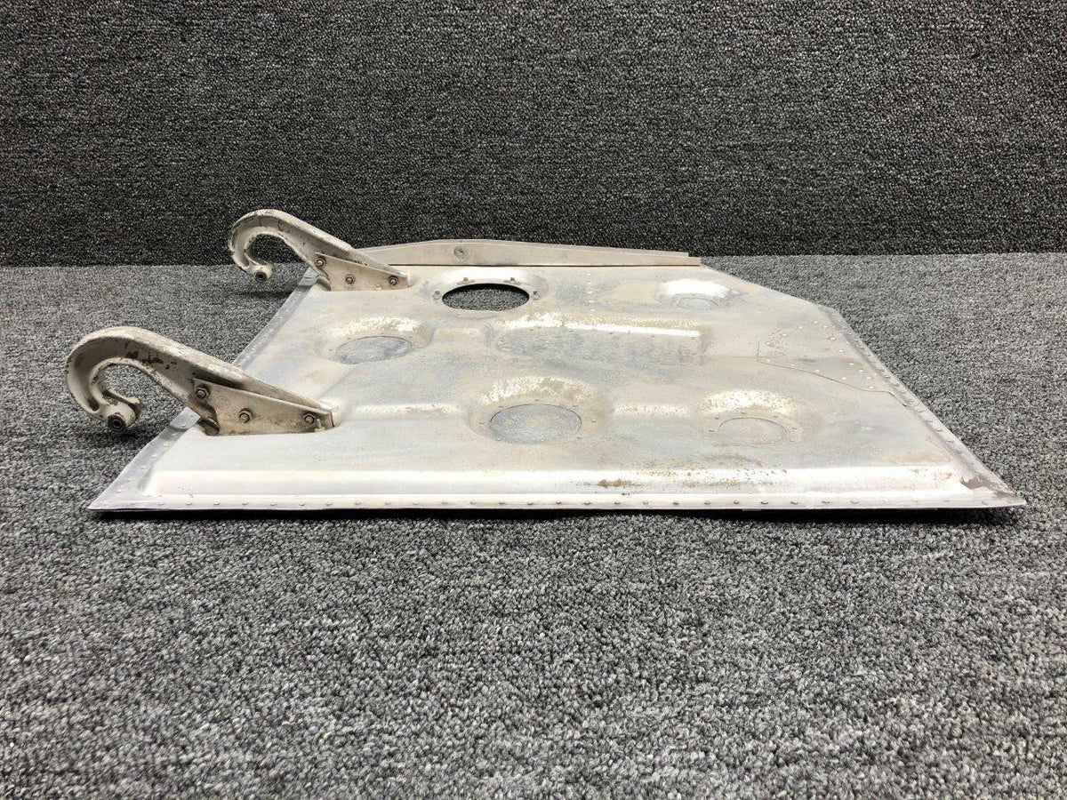 Cessna Aircraft Parts 0826000-40 Cessna 320A Main Gear Door Inboard RH