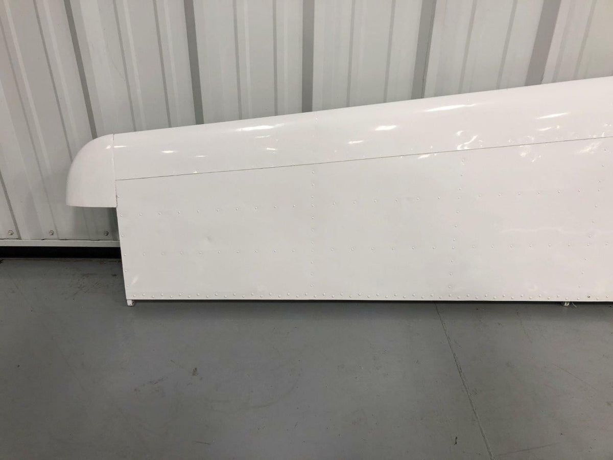 Cessna Aircraft Parts 0893002-3 WEU 0893002-4 Cessna 320A Horizontal Stabilizer Assembly