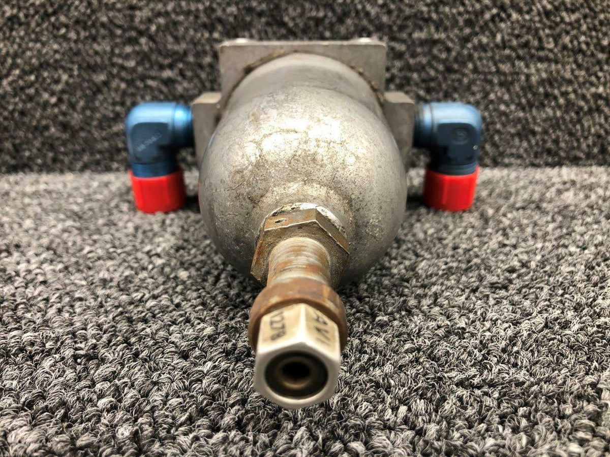 Cessna Aircraft Parts 0756005-11 Cessna T303 Fuel Strainer Assembly