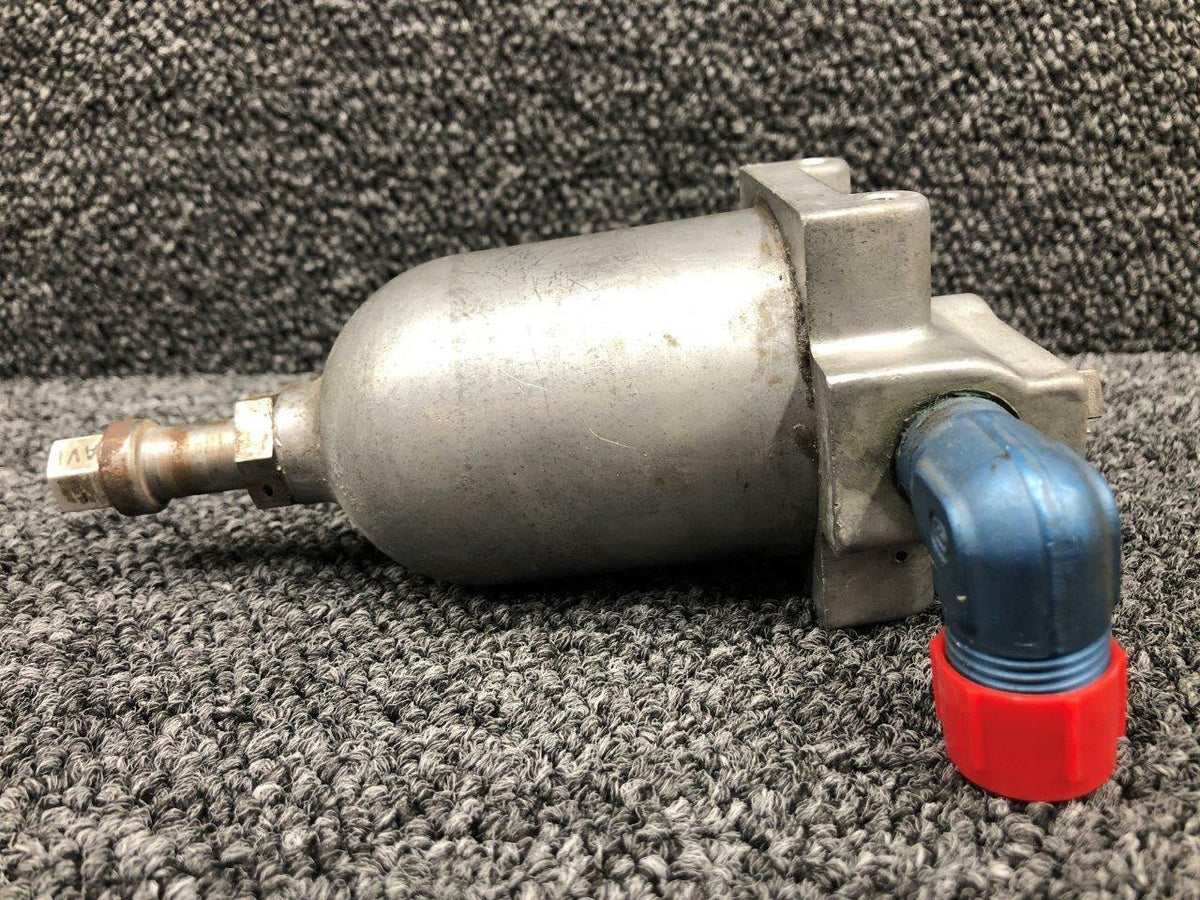 Cessna Aircraft Parts 0756005-11 Cessna T303 Fuel Strainer Assembly