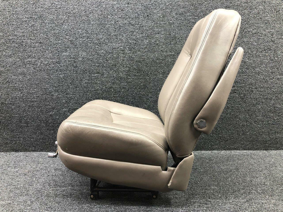 Cessna Aircraft Parts 2514073-2 / 2514031-2 Cessna T303 Articulating Recline Co-Pilot Seat W/ Armrest