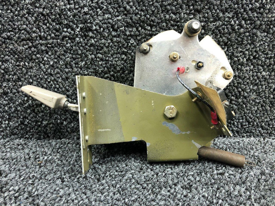 Cessna Aircraft Parts 2513657-1 / 2513656-2 Cessna T303 Flap Position Lever W/ Arms and Switches