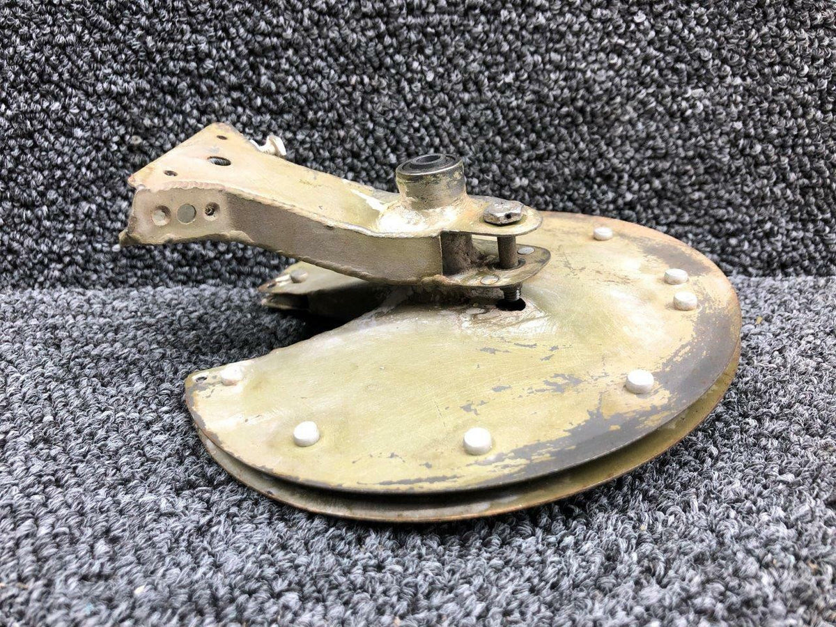 Cessna Aircraft Parts 2522207-1Cessna T303 Aileron Bellcrank Assembly Outboard LH