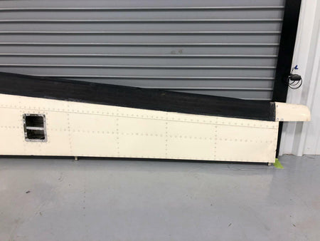 Cessna Aircraft Parts 2532000-1 Cessna T303 Horizontal Stabilizer Assembly