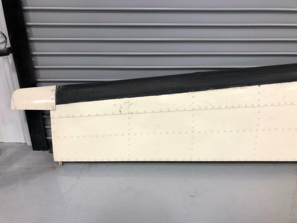 Cessna Aircraft Parts 2532000-1 Cessna T303 Horizontal Stabilizer Assembly