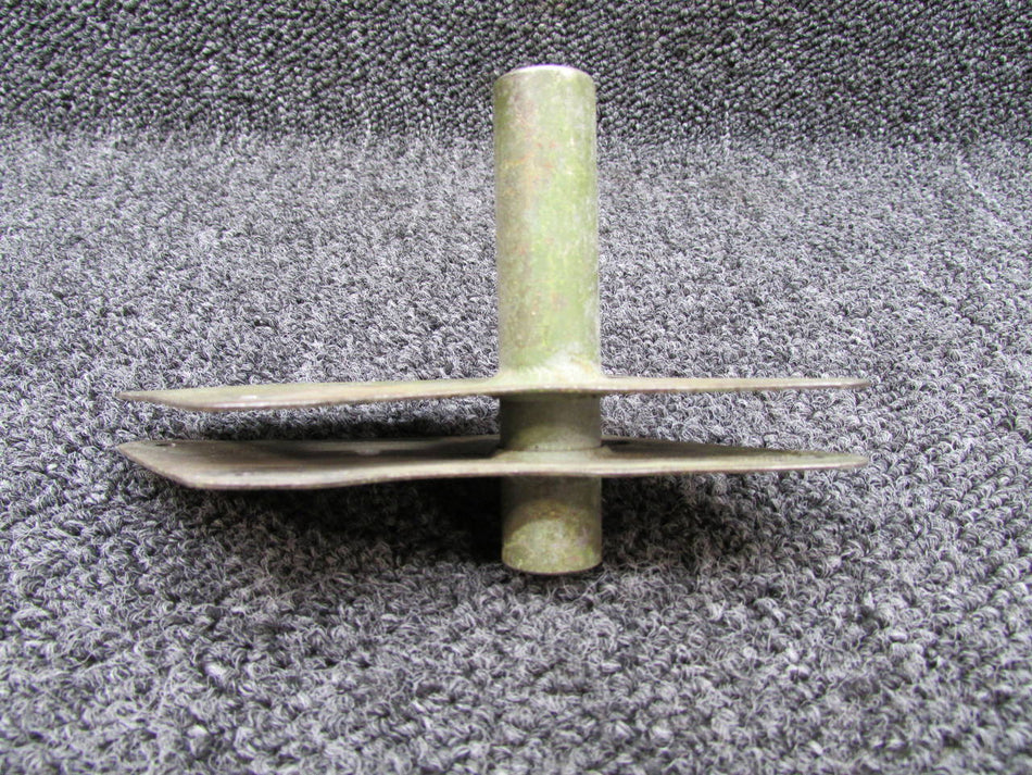 0422430-1 Cessna 172N-A185F Aileron Bellcrank LH