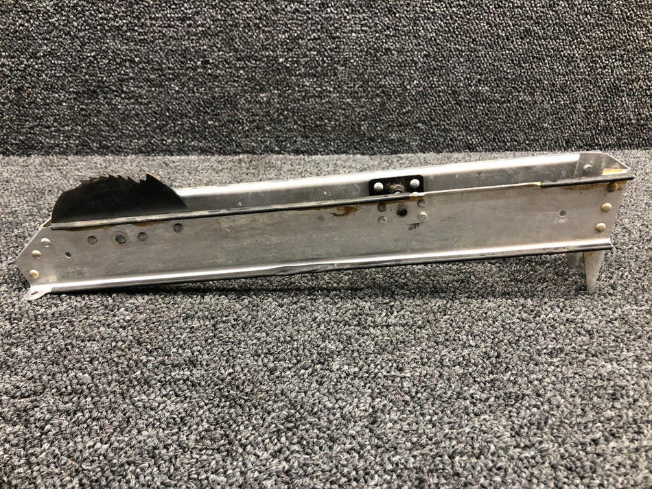 67137-000, 67138-000 Piper PA28R-200 Brake Handle Support Assembly