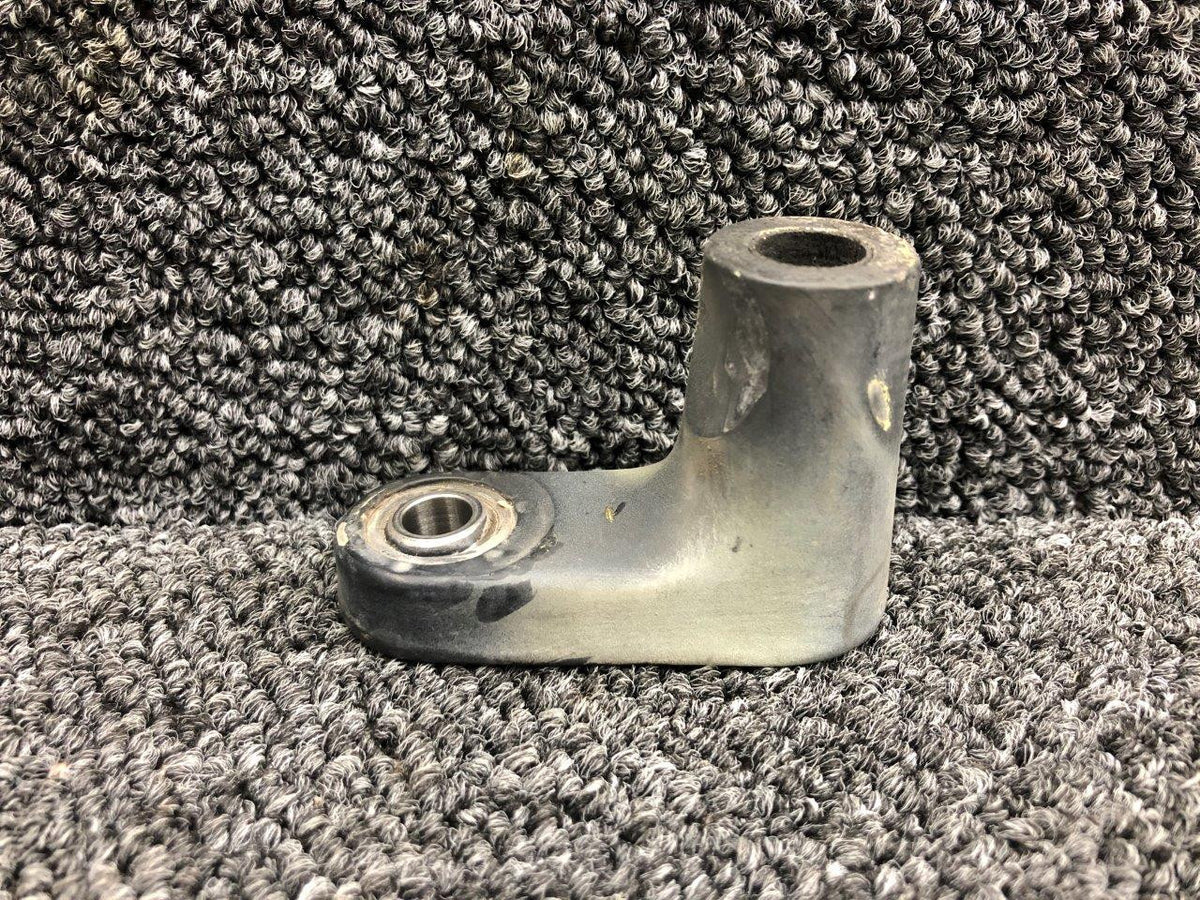 A014-5 Robinson R22 Forward Landing Gear Shackle Assembly BAS Part Sales | Airplane Parts