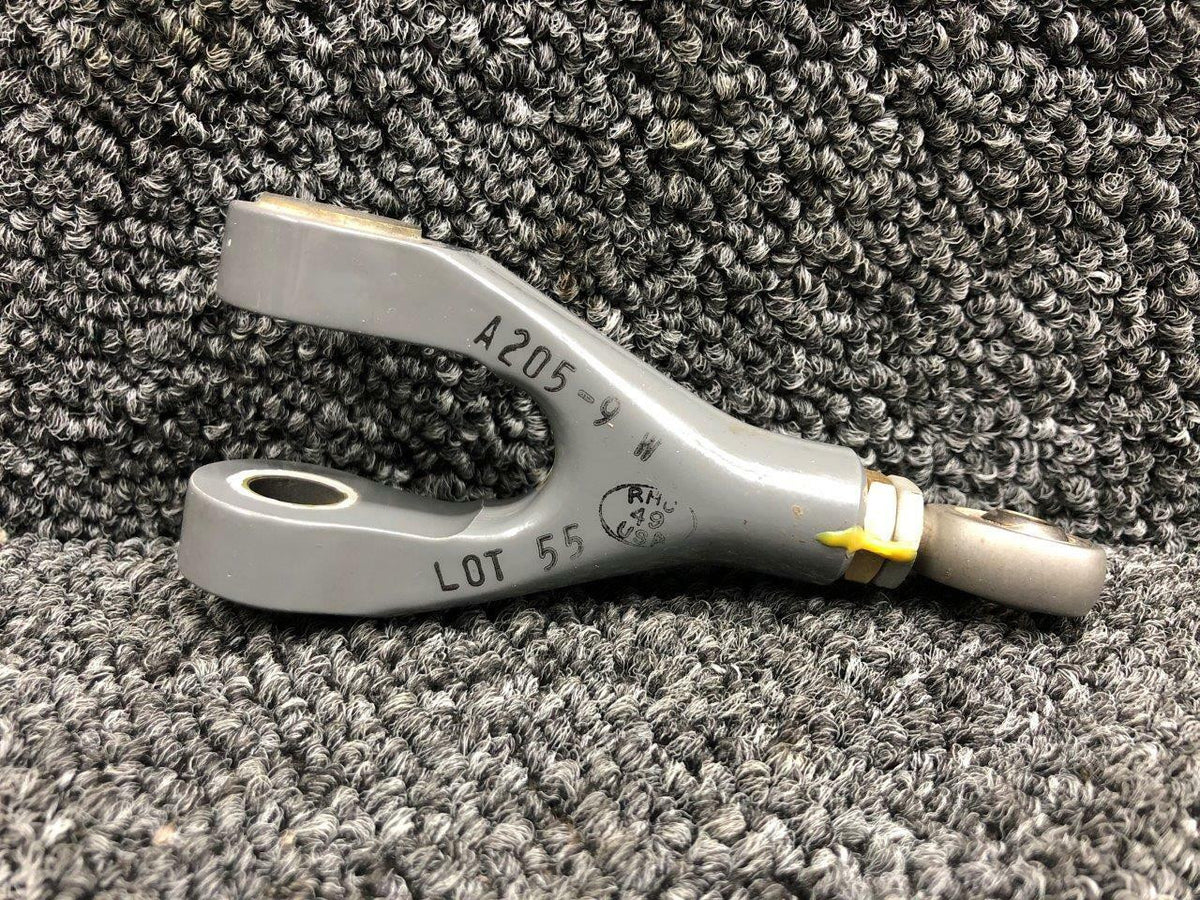 Robinson A205-9 Robinson R22 Swashplate Fork Assembly