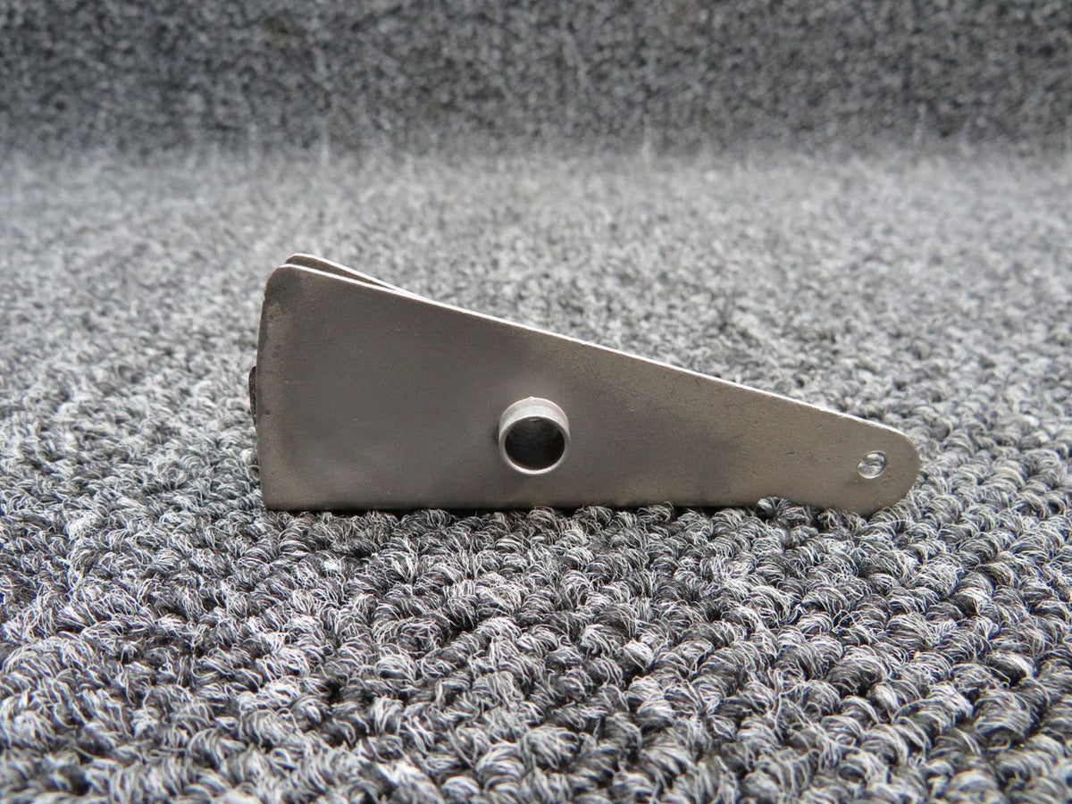 0510167 (USE: 0510167-0) Cessna 172 / 182 Flap Lever Latch Assembly | BAS Aircraft Salvage
