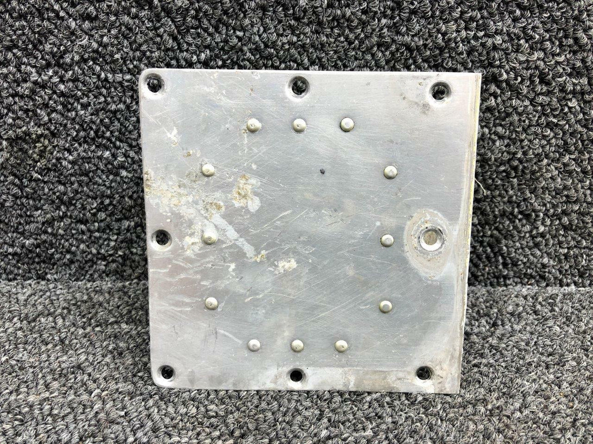 Beechcraft Parts Beechcraft 95-B55 Wing Landing Gear Pivot Bolt Cover
