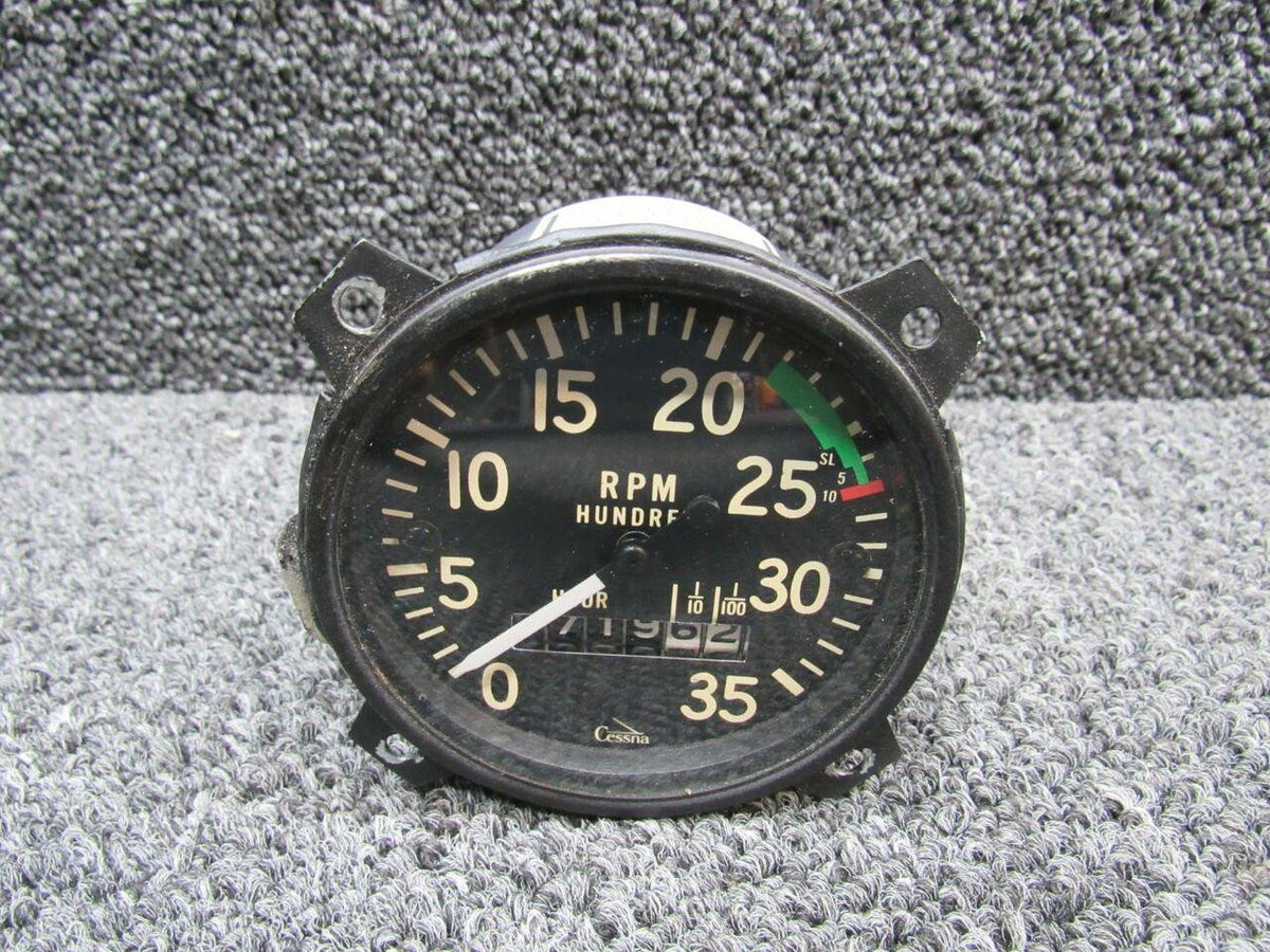 Stewart-Warner RT-11 Steward Warner Mechanical Recording Tachometer Hours 3719.62