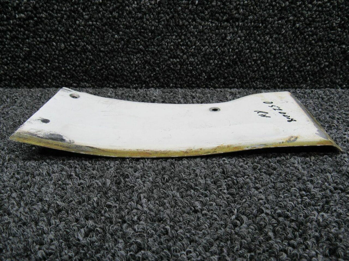 Cessna Aircraft Parts 0520008-10 Cessna 172S Wing Fairing Aft Lower RH M22