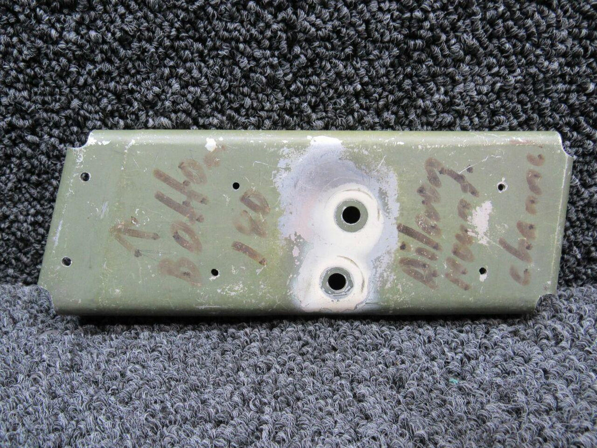 Cessna Aircraft Parts 0523219-4 Cessna 180 / 185 Channel Aileron Bellcrank Support Lower LH M22